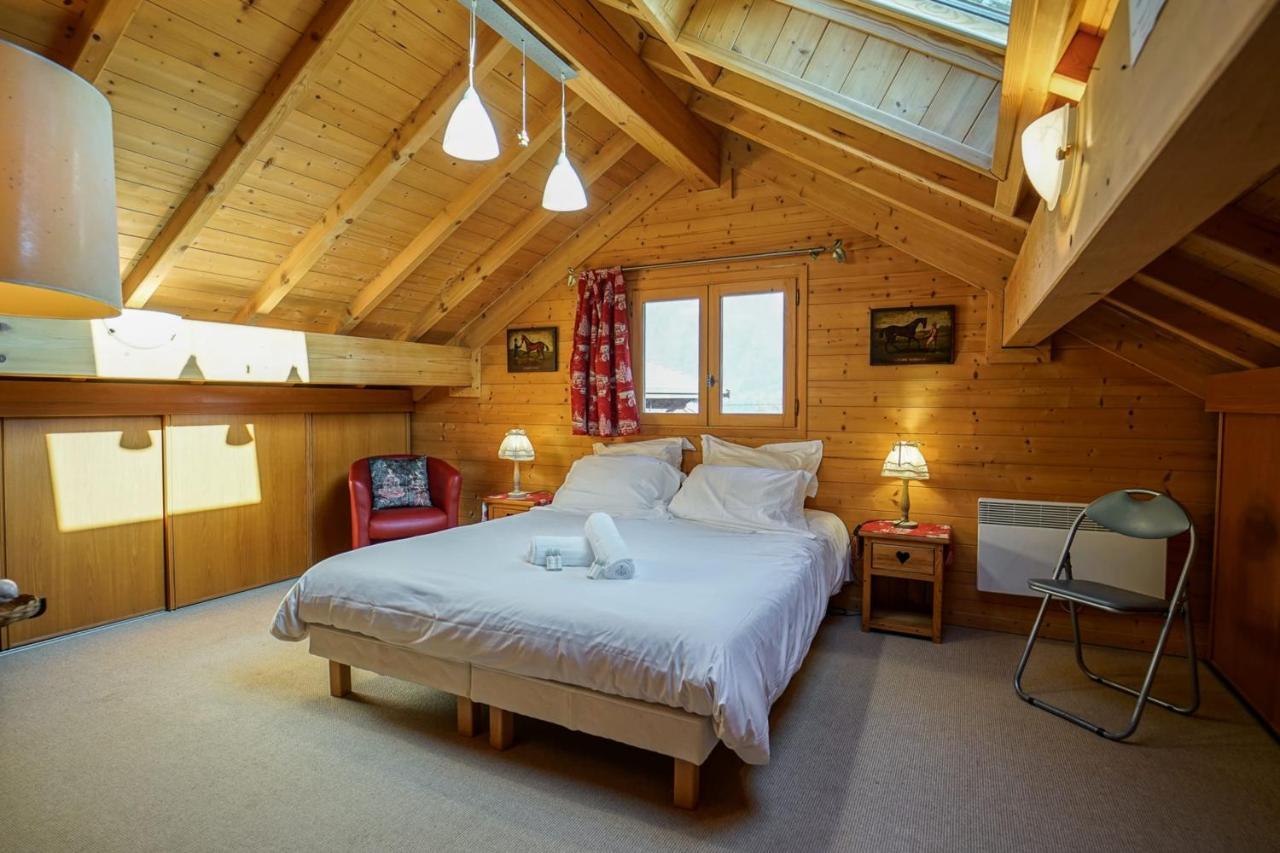 Le Chalet Bonheur Lathuile Eksteriør billede
