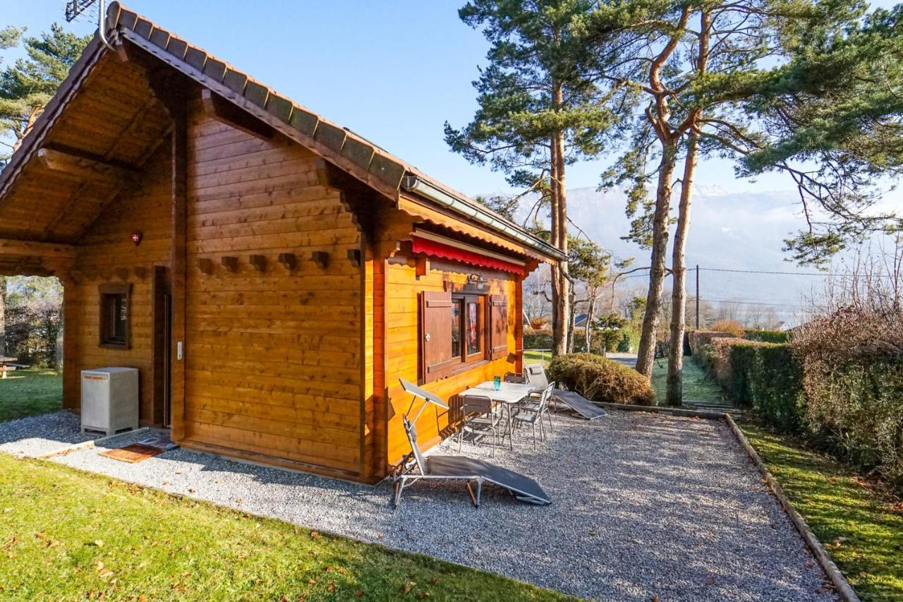 Le Chalet Bonheur Lathuile Eksteriør billede